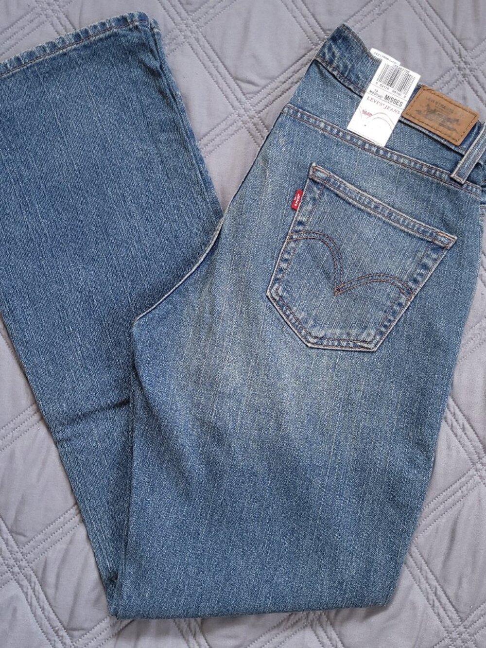 New Levi's Curvy 529 boot cut medium wash jeans